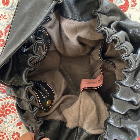 Juicy Couture quilted black shoulder hand bag with wide strap & inner po… - Picture 8 of 13